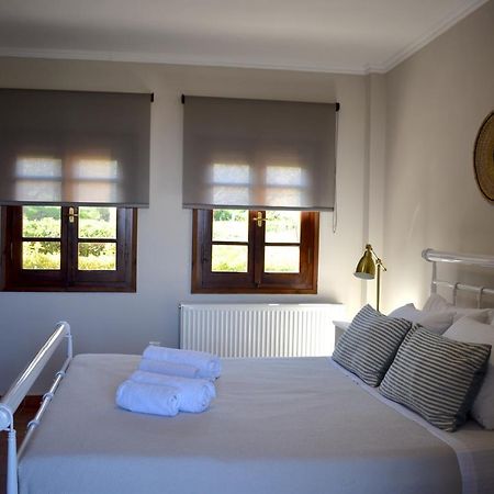 Ampelos Hillside Villa Akráta Eksteriør billede