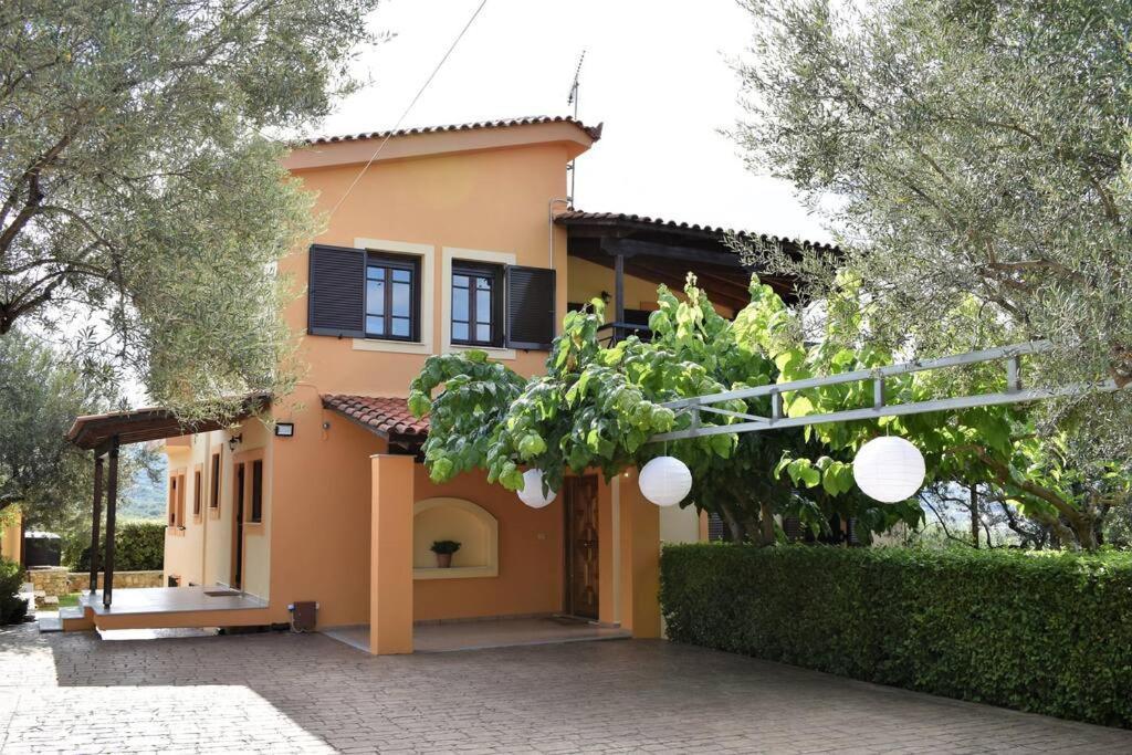 Ampelos Hillside Villa Akráta Eksteriør billede